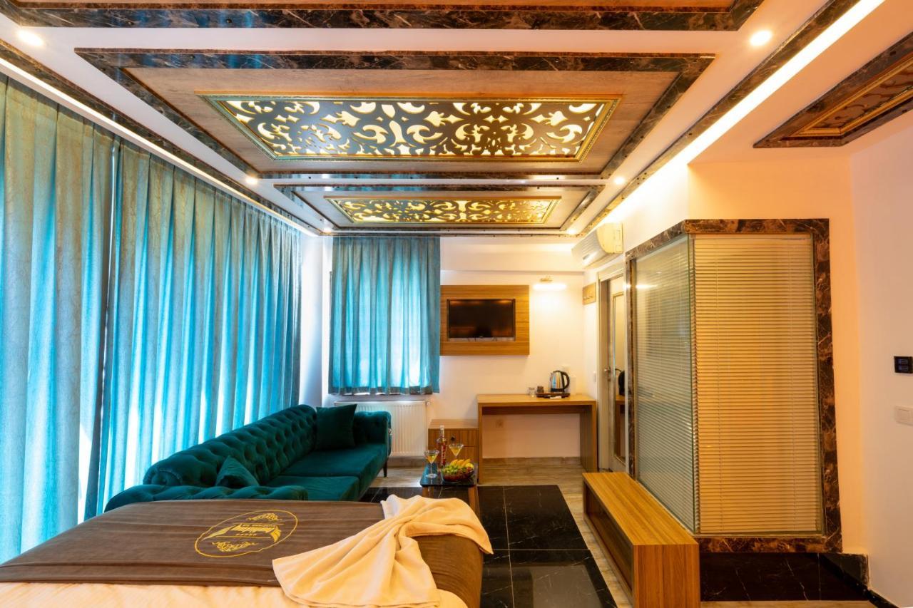 Hotel Business